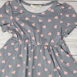 Emma‎ & Elsa heart patterned dress size 3T